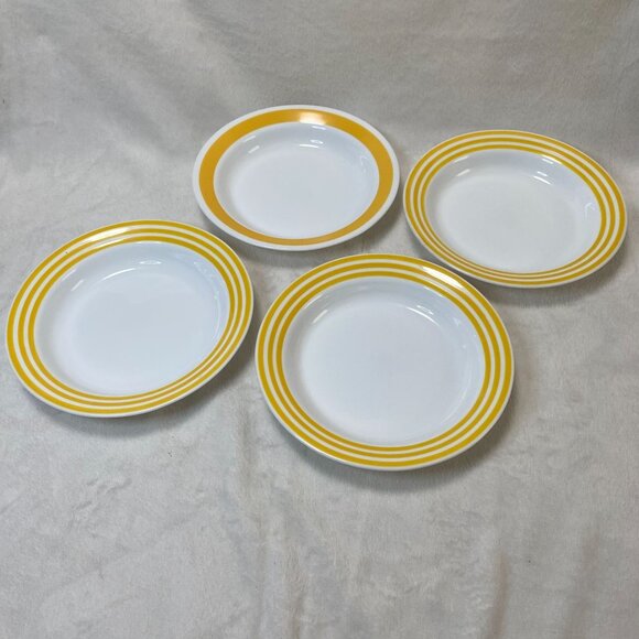 Vintage Corelle by Corning Citrus Yellow & White Bowls/Dessert Plates Set Of 4 - Picture 1 of 5